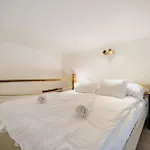 Chocolate Barn Apartman *